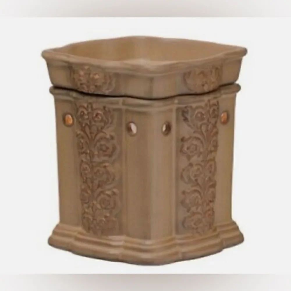Scentsy Trellis Full Size Wax Warmer Tuscan Golden Tan Brown Beige Floral Greek